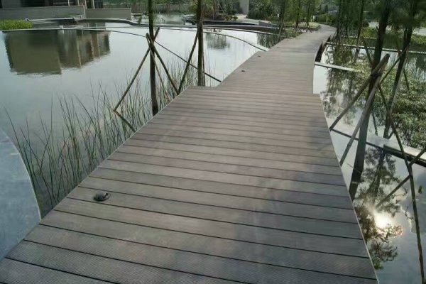 木塑木棧道