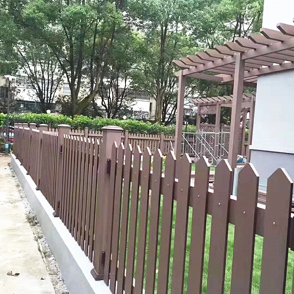 庭院柵欄小品安裝